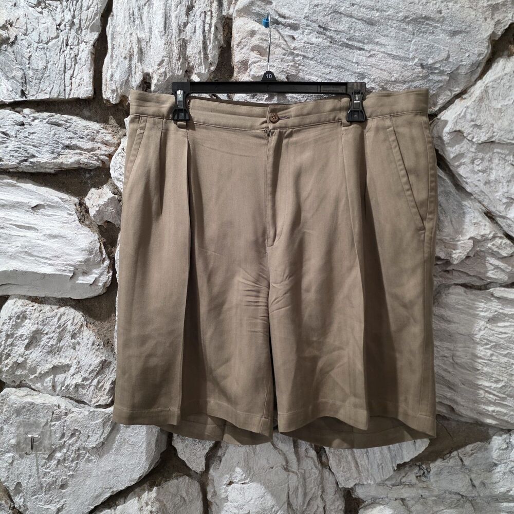 Tommy Bahama Shorts Mens 36 Navy Biege Silk Cotton Herringbone 9" Pleated Casual